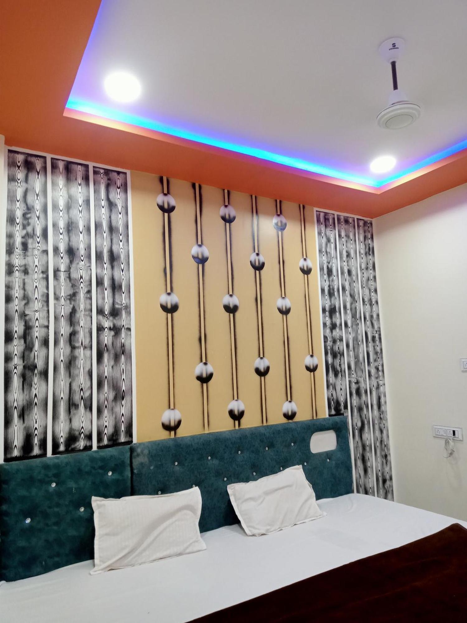 Hardik Palace Ujjain Exterior photo